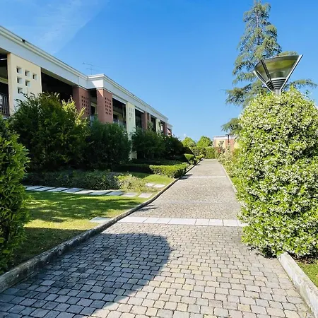 Apartment Blue Padenghe sul Garda
